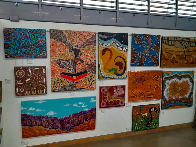 Dunghutti-Ngaku Aboriginal Art Gallery