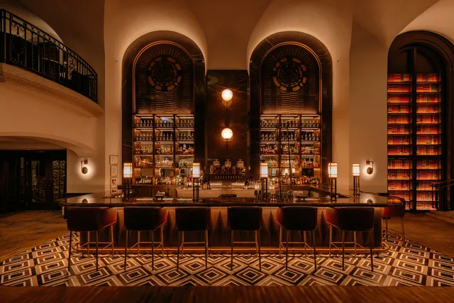 Rundle Bar at Fairmont Banff Springs