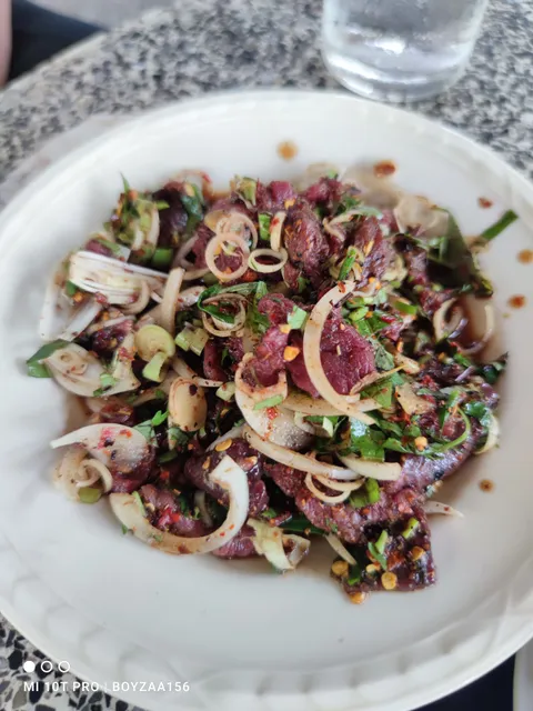 ลาบลุงเหมย ตองกาย