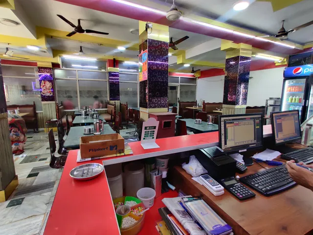 Hotel Chandra Veg & Non-Veg Sigma