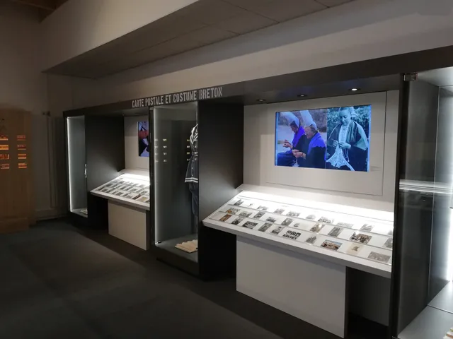 Le Carton Voyageur - Musée de la carte postale