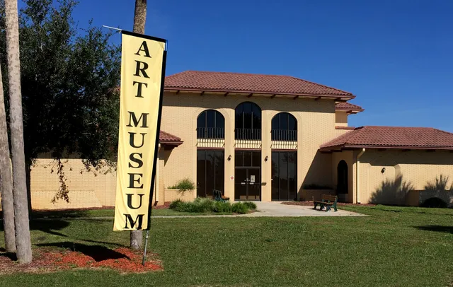 Peter Powell Roberts Museum of Art & HCA Cultural Center