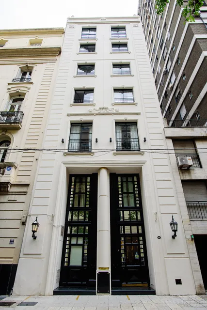 1253 Recoleta Small Hotel