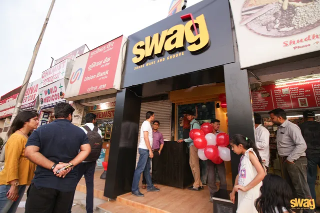 SWAG - Shake Wake And Groove