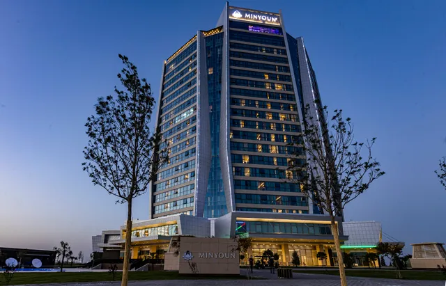 Silk Road by Minyoun