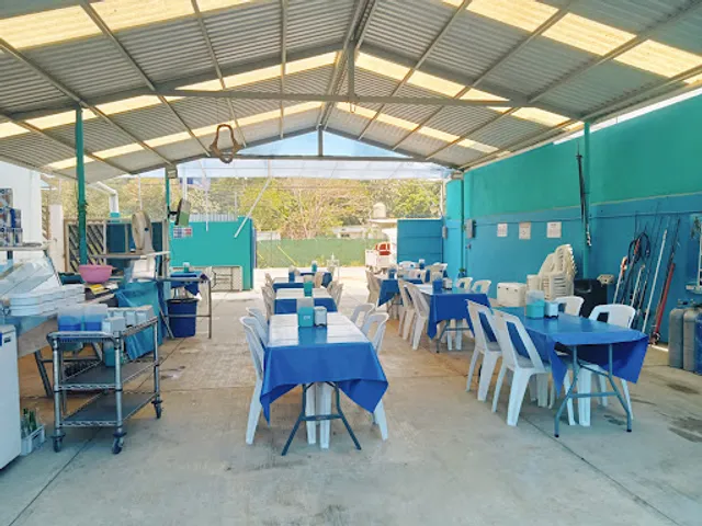 DEEP BLUE Aguachiles y ceviches