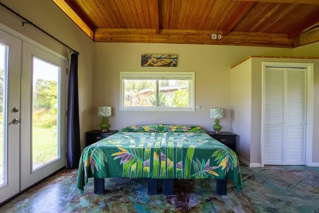 Kalani Oceanside Retreat Center