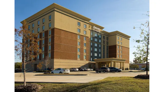 Drury Inn & Suites Baton Rouge