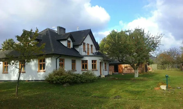 DWOREK PRZY ŚWIDWIU