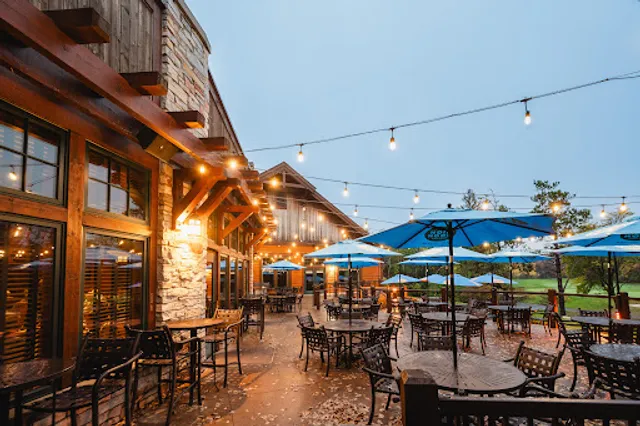 Kendall’s Tavern & Chophouse