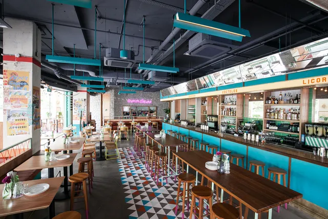 Super Loco Robertson Quay