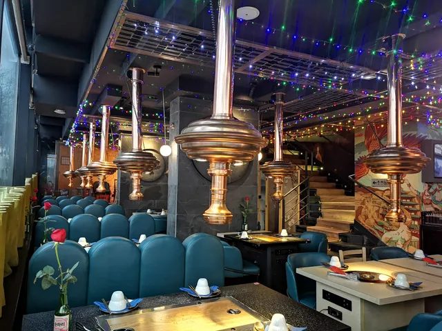 JMT - Jon Mat Taeng Paris