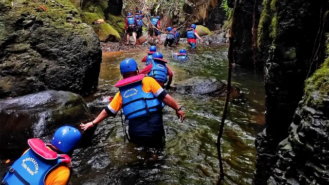 Curug Panjang Megamendung