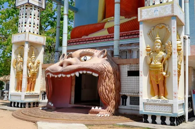 Angurukaramulla Temple (Bodhirajaramaya)