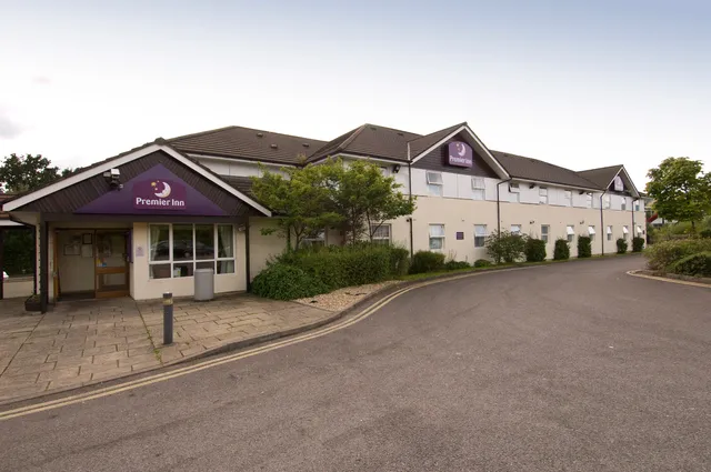 Premier Inn Caerphilly Crossways hotel