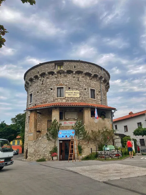 Srečko Rože - Antikvar - Vojaški muzej Tabor Lokev