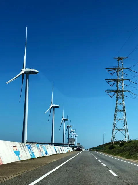 Thousand People Gallery