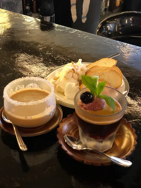 MONSIEURBUBU COFFEESTAND