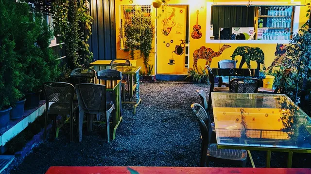 TUSKER CAF'E | Restaurant | Thekkady