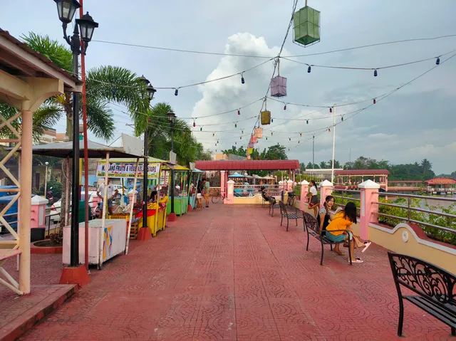 Camaligan River Park