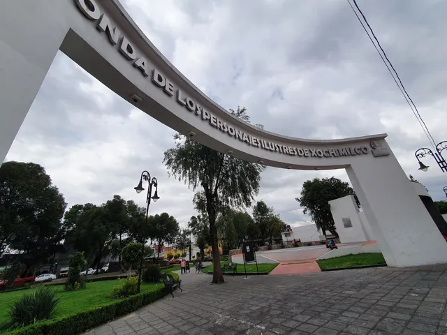 ROTONDA DE LOS PERSONAJES ILUSTRES DE XOCHIMILCO