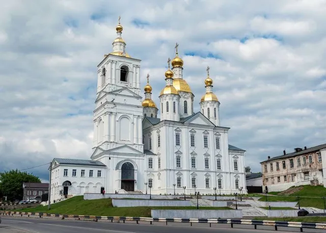 Blagoveshchenskaya Tserkov'