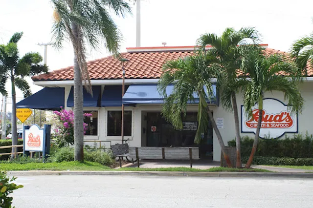 Bud's Chicken and Seafood