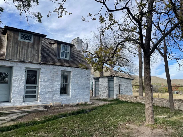 Frijole Ranch Trailhead