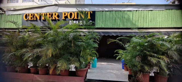 Center Point/ j9 lounge