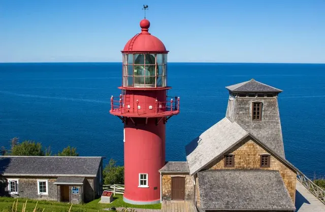 Pointe-à-la-Renommée Lighthouse