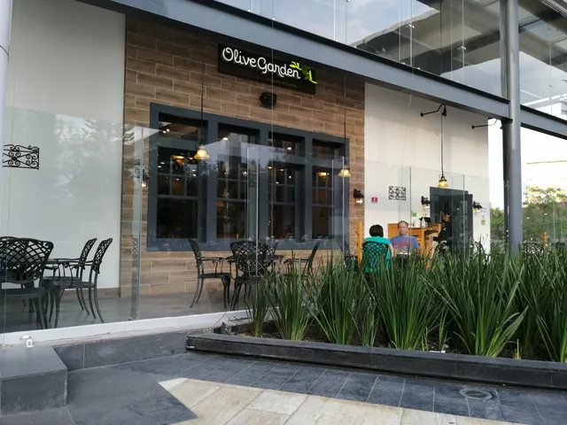 Olive Garden Patio Santa Fe