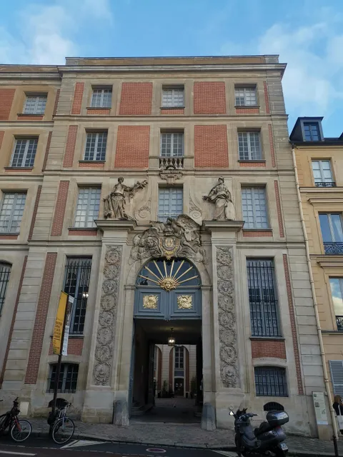 Hotel of Foreign Affairs and the Navy