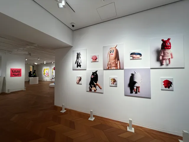 Mitsukoshi Contemporary Gallery