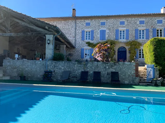 Maison Beaumont et son pigeonnier