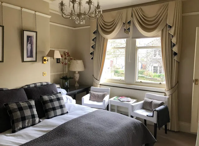 Brookfield House Hotel