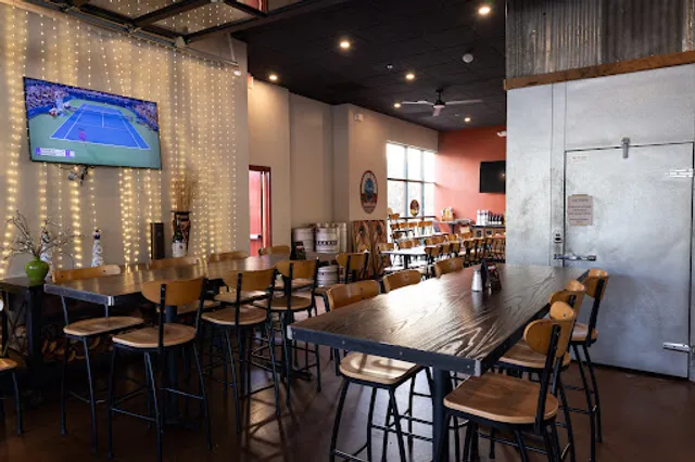 Enzo's BBQ Ale House