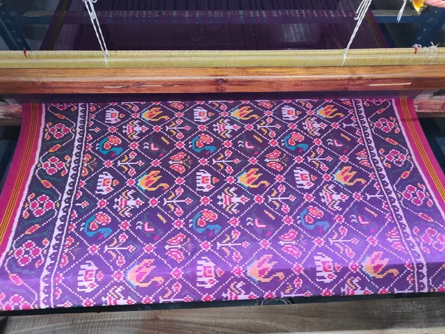 Handloom Point - Indian Clothing