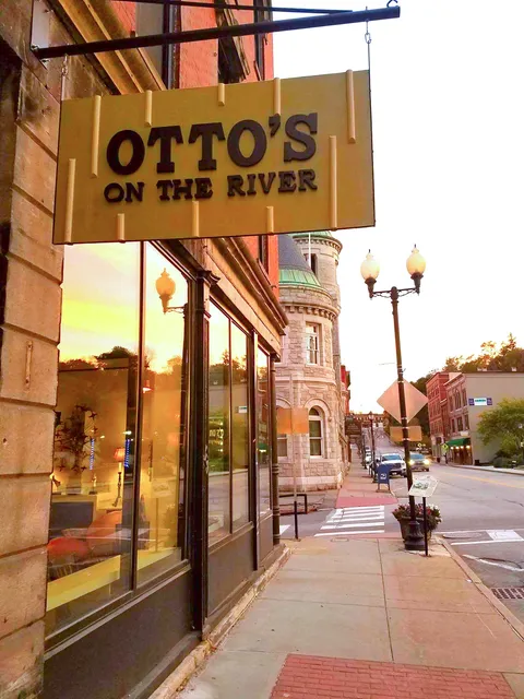 Otto's on the River