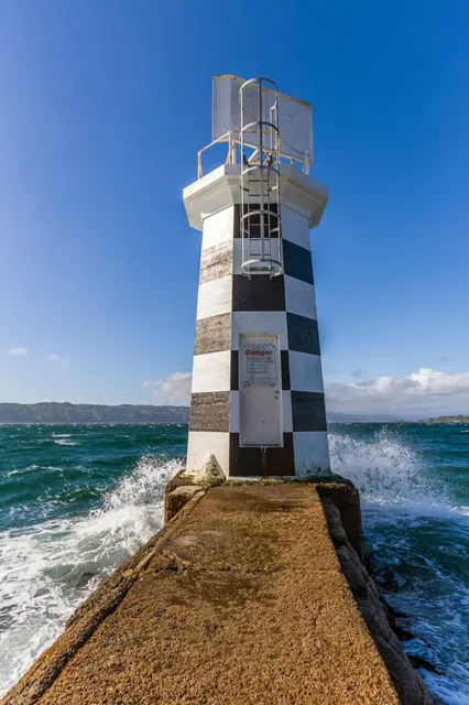 Point Halswell Lighthouse