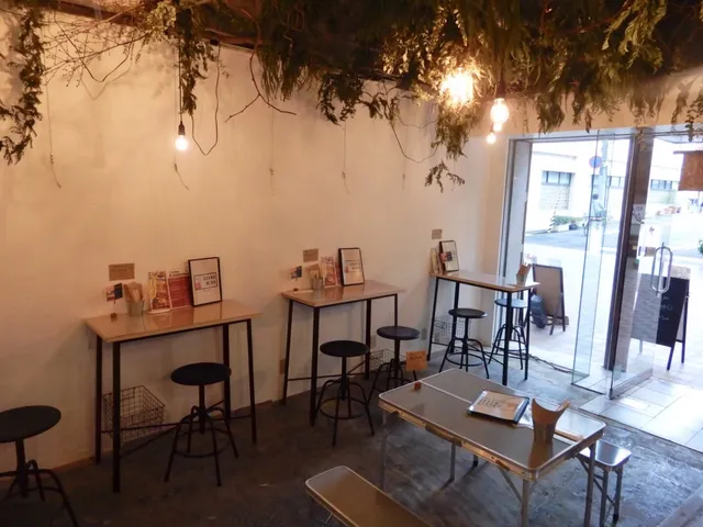 BRISK STAND Main Store