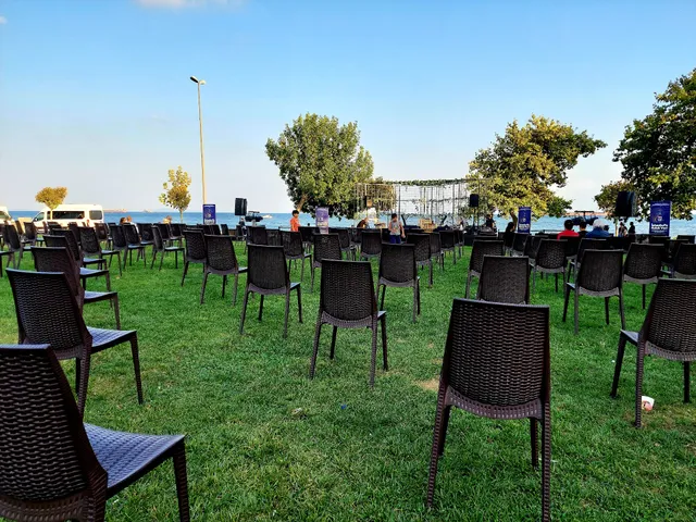 Röne Park Çay Bahçesi