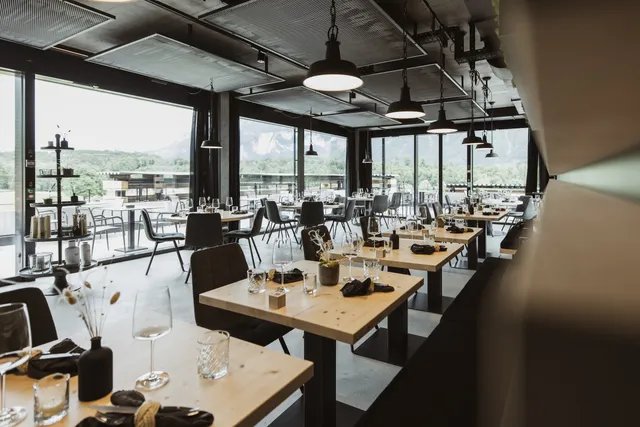 Alfred's Restaurant - Trauffer Switzerland