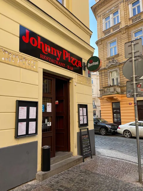 Johnny Pizza Restaurant