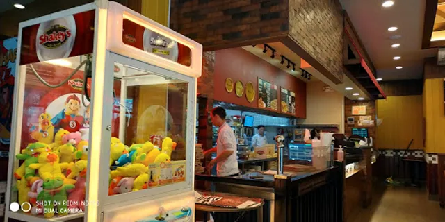 Shakey's Pizza Parlor - Hemady