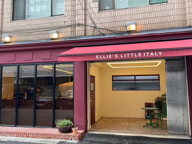 Ellie’s Little Italy