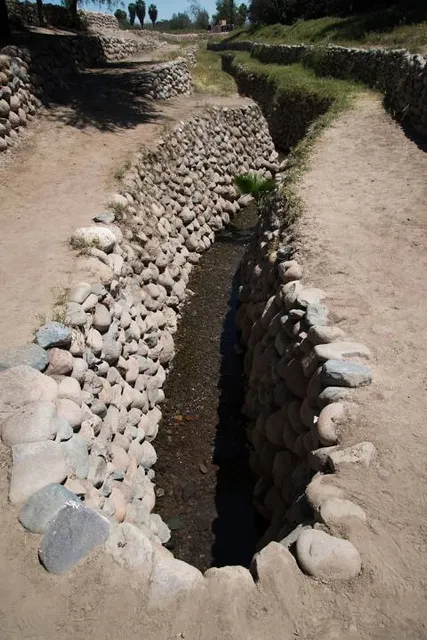 Acueductos de Cantalloc