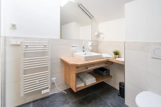 KAISER MAX Design Appartements Cafe Bar