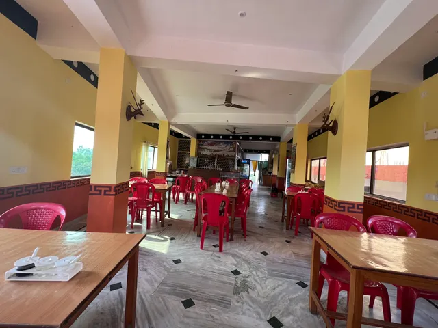 Loyag rooftop Restaurant and cafe bodhgaya