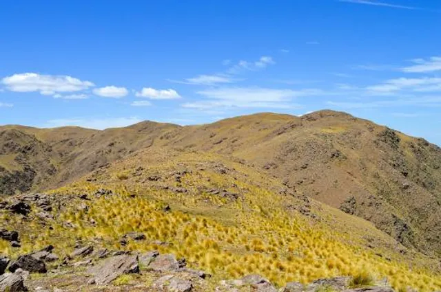 Cerro las gemelas, capilla del Monte