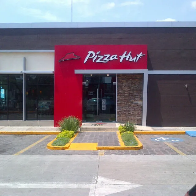 Pizza Hut Plaza Bugambilias, Villahermosa